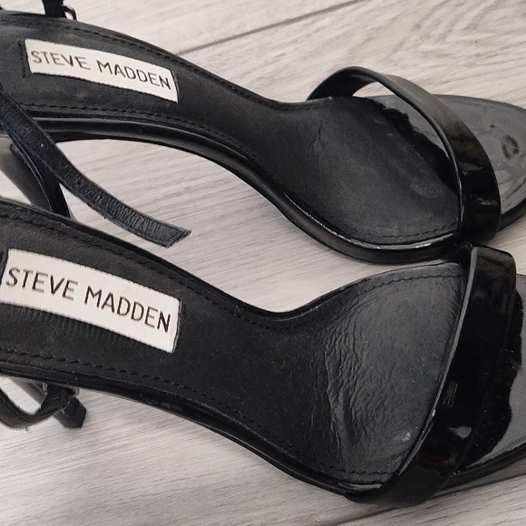 Steve Madden Black Ankle Strap Heels - Picture 3 of 5